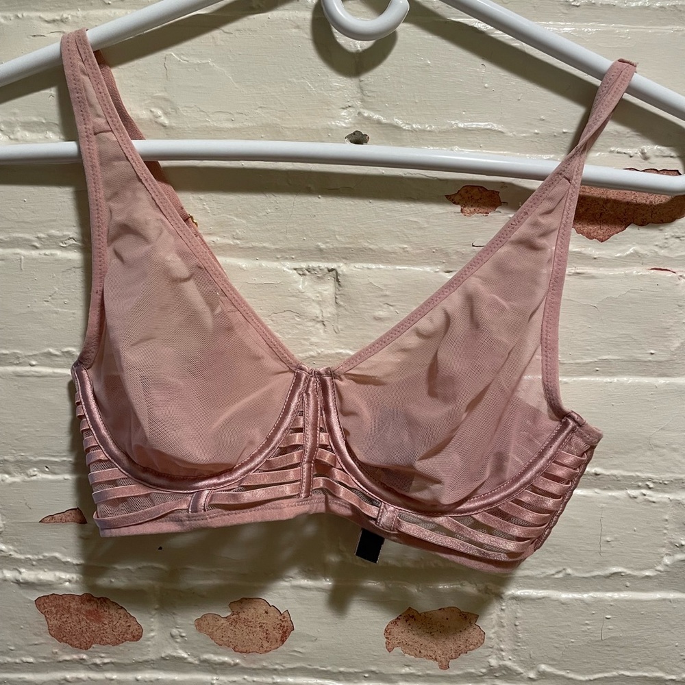 Victoria Secret Pink lace bra size 32D